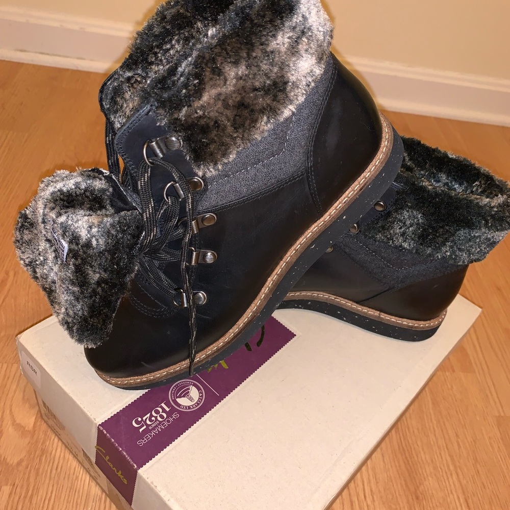 Clarks - Picture 6 of 7
